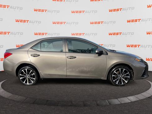 Used 2017 Toyota Corolla SE image 6