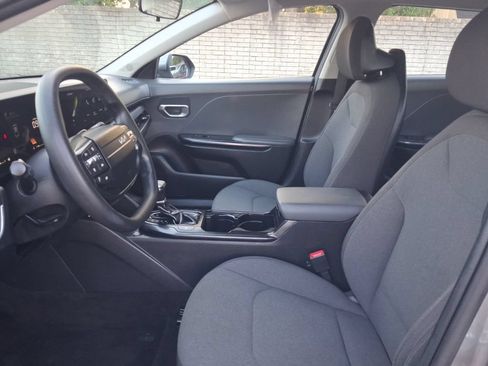 Used 2025 Kia K4 FWD image 4