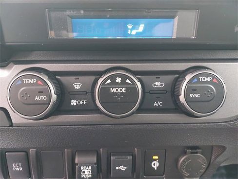 Used 2021 Toyota Tacoma TRD Sport image 24