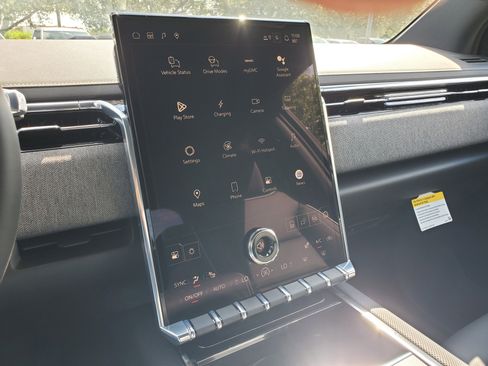 New 2026 GMC Sierra EV Elevation image 15