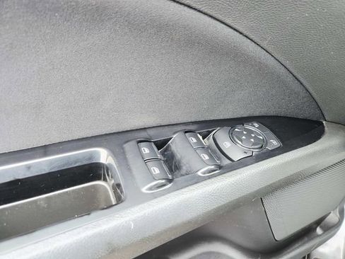 Used 2015 Ford Fusion SE image 28