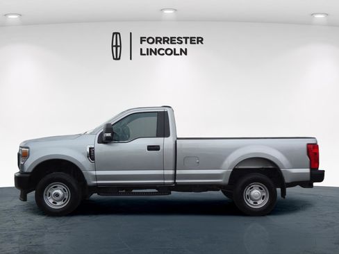 Used 2020 Ford F250 XL w/ Power Equipment Group image 6