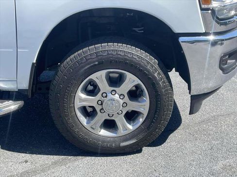 Certified 2024 RAM 2500 Big Horn AWD/4WD image 11