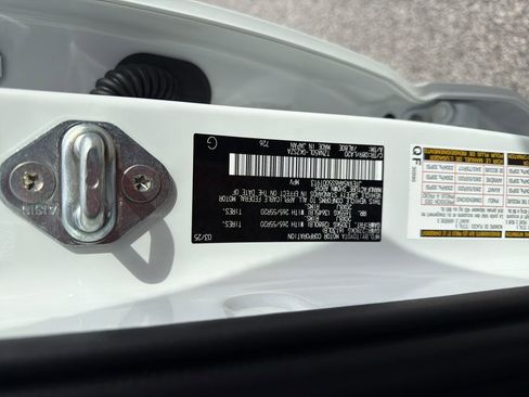 Used 2025 Toyota 4Runner Limited image 41