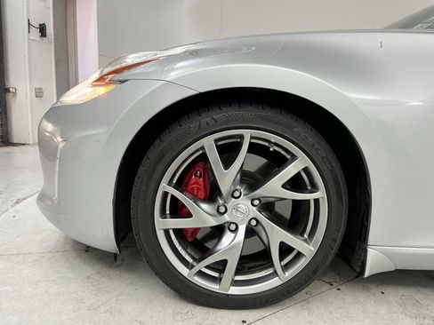 Used 2013 Nissan 370Z Touring w/ Sport Pkg RWD image 24