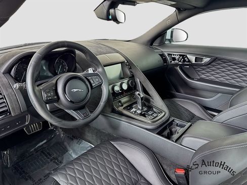 Used 2017 Jaguar F-TYPE SVR AWD/4WD image 29
