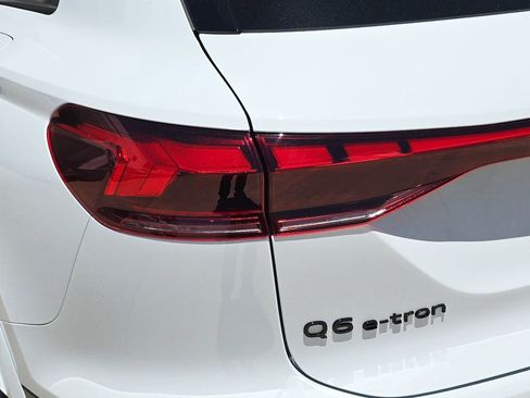 New 2027 Audi Q6 e-tron Premium Plus AWD/4WD image 34