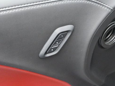 Used 2022 Dodge Challenger SRT Hellcat image 10