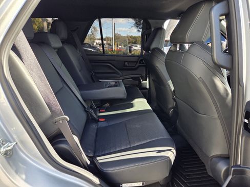 Used 2025 Toyota 4Runner TRD Off-Road Premium image 16