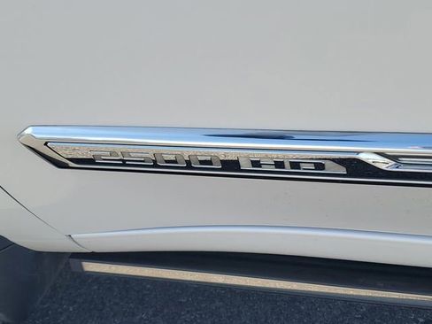 Used 2024 Chevrolet Silverado 2500 High Country w/ Technology Package image 31