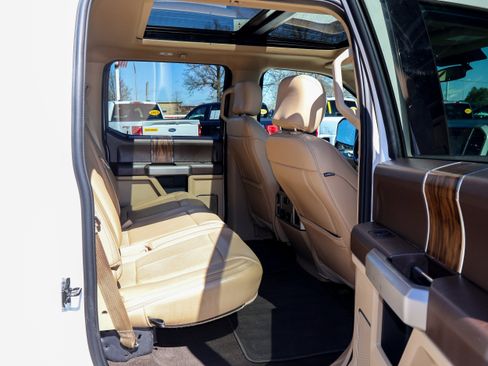 Used 2020 Ford F150 Lariat image 30