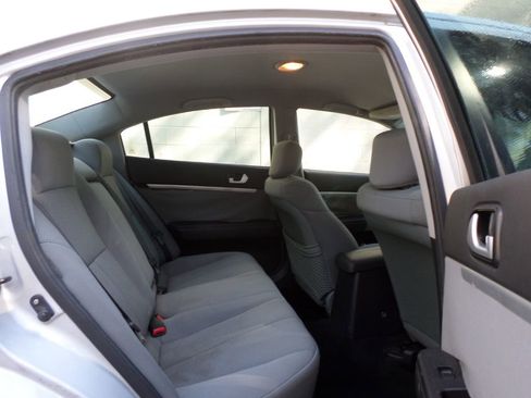Used 2007 Mitsubishi Galant ES FWD image 7