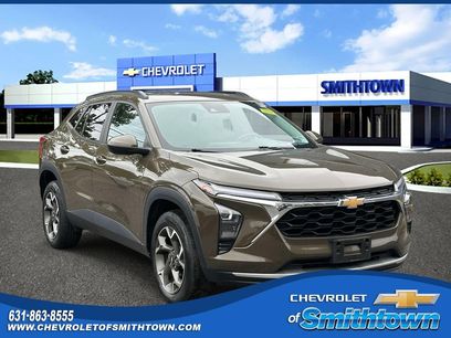 Used 2024 Chevrolet Trax LT w/ Sunroof Package