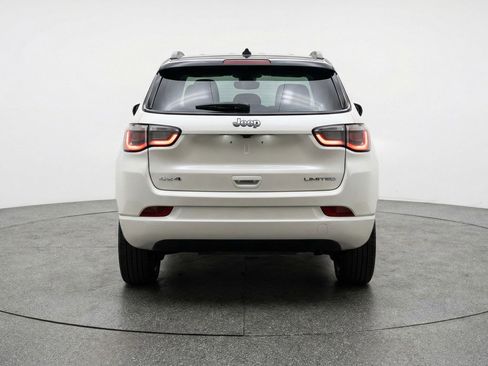 Used 2025 Jeep Compass Limited AWD/4WD image 7