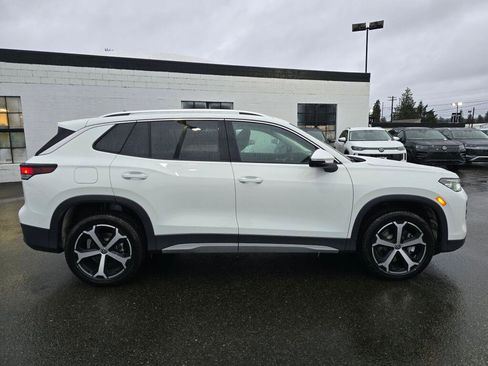 New 2026 Volkswagen Tiguan SE image 3