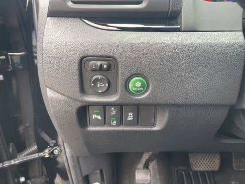 Used 2022 Honda Pilot Touring image 23