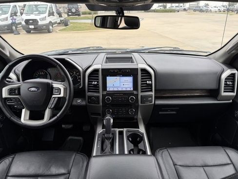 Used 2018 Ford F150 Lariat image 23