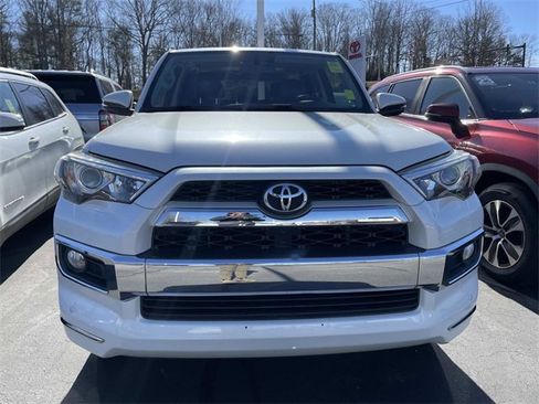 Used 2015 Toyota 4Runner Limited image 6