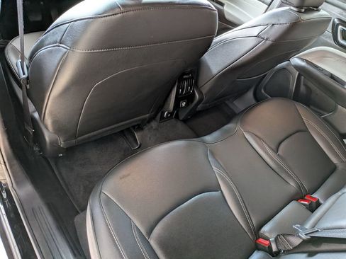 Used 2025 Jeep Compass Limited image 19