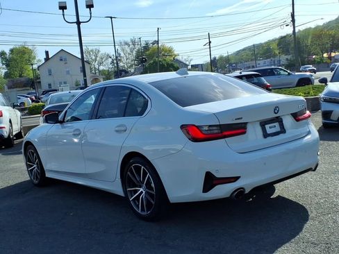 Used 2019 BMW 330i xDrive Sedan w/ Convenience Package AWD/4WD image 4