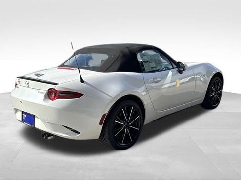 New 2026 MAZDA MX-5 Miata Grand Touring RWD image 5