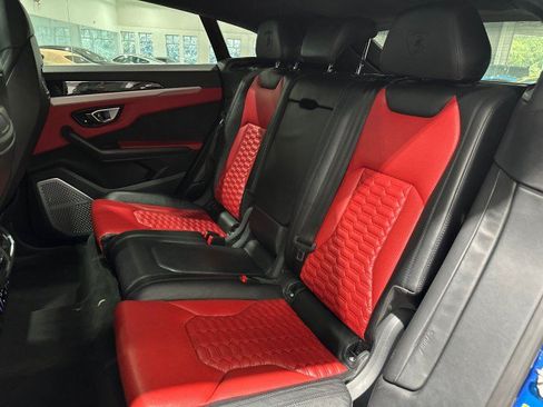 Used 2019 Lamborghini Urus AWD/4WD image 53