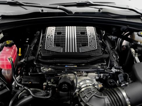 Used 2022 Chevrolet Camaro ZL1 RWD image 62