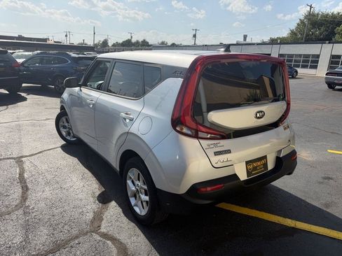 Used 2021 Kia Soul S FWD image 39