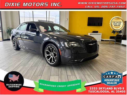 Used 2018 Chrysler 300 S w/ 300S Premium Group RWD image 1