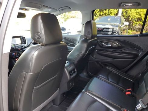 Used 2019 GMC Terrain SLT w/ Preferred Package image 9