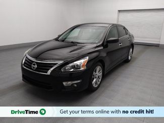 Used 2015 Nissan Altima 2.5 SV image 1