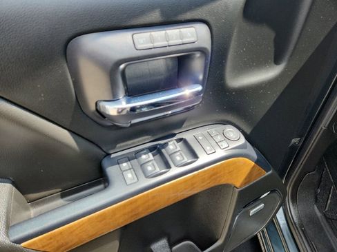 Used 2018 Chevrolet Silverado 1500 LTZ w/ Sport Package AWD/4WD image 28