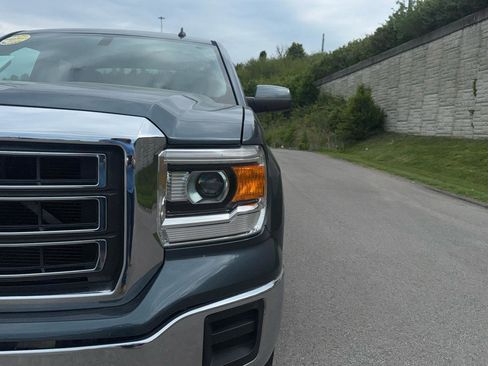 Used 2014 GMC Sierra 1500 SLE w/ Suspension Package, Off-Road image 11