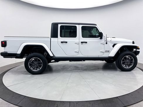 Used 2022 Jeep Gladiator Overland w/ Popular Equipment Package image 40