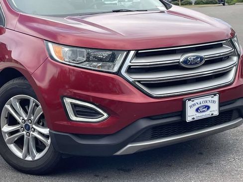 Used 2017 Ford Edge SEL w/ Equipment Group 201A FWD image 2