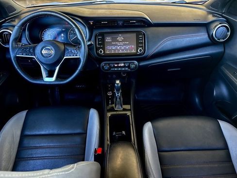 Used 2021 Nissan Kicks SR w/ SR Premium Package image 21