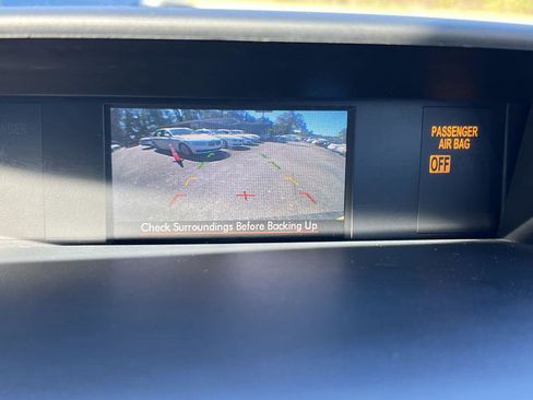 Used 2015 Subaru Forester 2.5i image 13