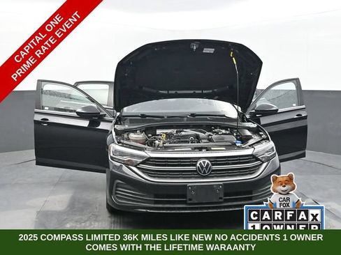Used 2024 Volkswagen Jetta SE FWD image 63