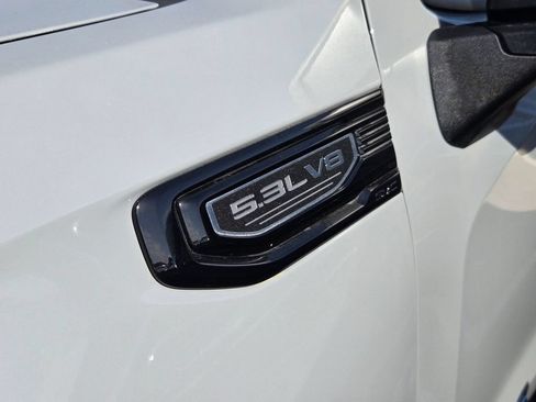 Used 2024 GMC Sierra 1500 Elevation AWD/4WD image 15