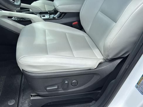 Certified 2024 Kia Telluride S FWD image 13