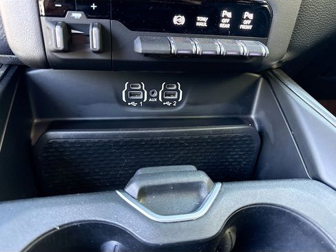 Used 2021 RAM 3500 Laramie w/ Night Edition AWD/4WD image 28