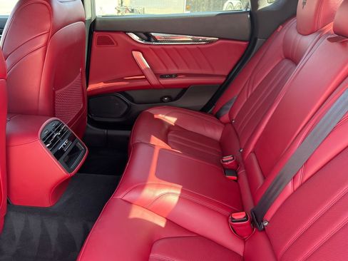 Used 2020 Maserati Quattroporte S GranSport Q4 image 33