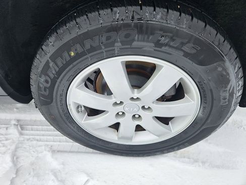 Used 2012 Kia Sorento BASE image 19