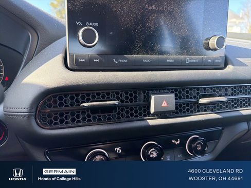 Used 2024 Honda HR-V LX image 18
