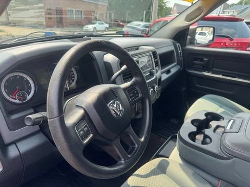 Used 2014 RAM 1500 Express AWD/4WD image 9