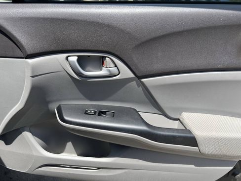 Used 2012 Honda Civic LX image 27