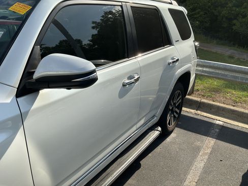 Used 2024 Toyota 4Runner Limited AWD/4WD image 5