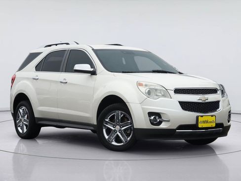 Used 2015 Chevrolet Equinox LTZ FWD image 2