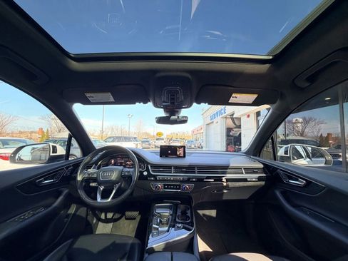 Used 2017 Audi Q7 3.0T Premium Plus w/ Premium Plus Package AWD/4WD image 16