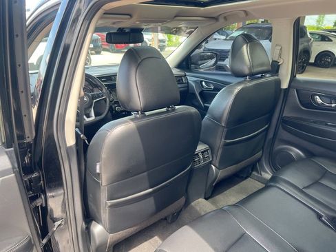 Used 2020 Nissan Rogue SL w/ Premium Package AWD/4WD image 10